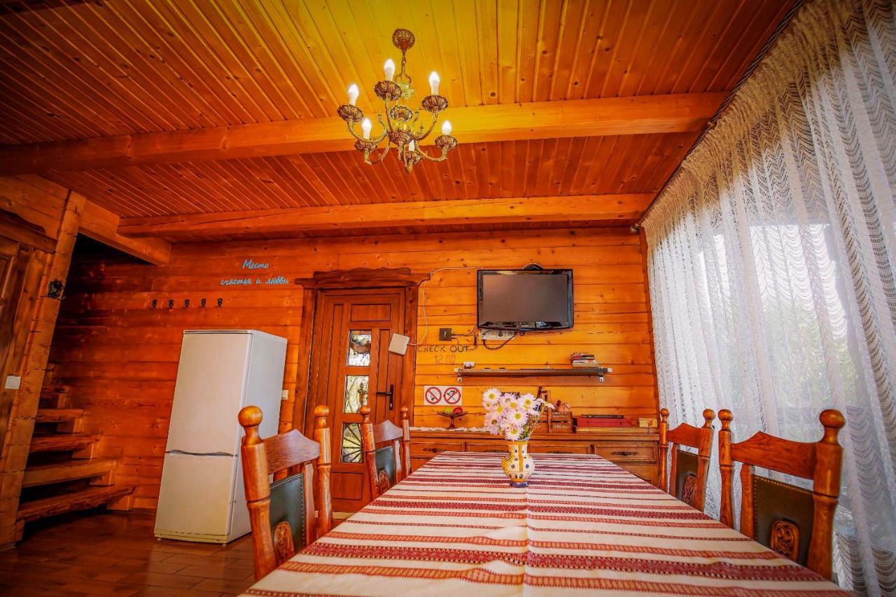 Country House Domik V Derevne Markivci Kültér fotó